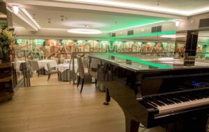 restaurante-cafe-de-la-opera-sala-te-veo-en-madrid.jpg