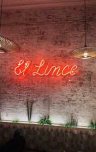 restaurante-el-lince-neon-te-veo-en-madrid.jpg